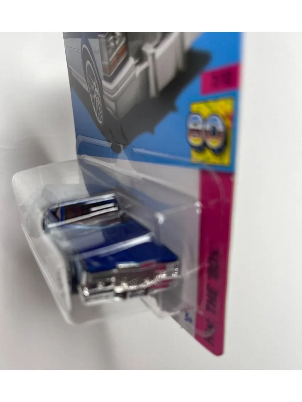 Hot Wheels 82 Cadillac Seville 2024 HW The 80s 67/250 Diecast Car